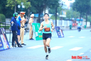 BƯỚC CHẠY CHÀO XUÂN THÀNH PHỐ QUẢNG NGÃI 2024 - Ảnh #1232722