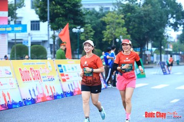 BƯỚC CHẠY CHÀO XUÂN THÀNH PHỐ QUẢNG NGÃI 2024 - Ảnh #1232009