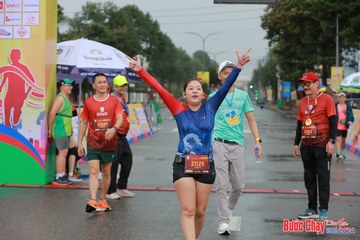 BƯỚC CHẠY CHÀO XUÂN THÀNH PHỐ QUẢNG NGÃI 2024 - Ảnh #1236096