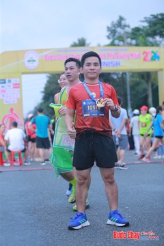 BƯỚC CHẠY CHÀO XUÂN THÀNH PHỐ QUẢNG NGÃI 2024 - Ảnh #1221084
