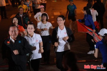 BƯỚC CHẠY CHÀO XUÂN THÀNH PHỐ QUẢNG NGÃI 2024 - Ảnh #1240341