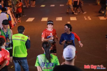 BƯỚC CHẠY CHÀO XUÂN THÀNH PHỐ QUẢNG NGÃI 2024 - Ảnh #1249324
