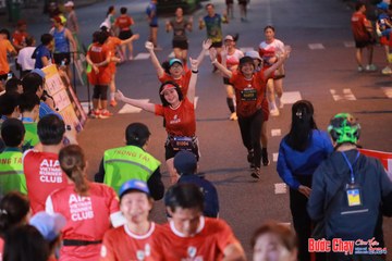 BƯỚC CHẠY CHÀO XUÂN THÀNH PHỐ QUẢNG NGÃI 2024 - Ảnh #1249818