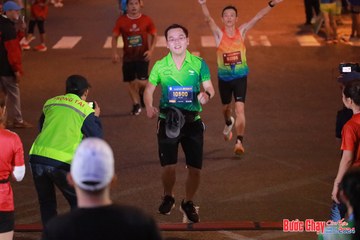BƯỚC CHẠY CHÀO XUÂN THÀNH PHỐ QUẢNG NGÃI 2024 - Ảnh #1249332