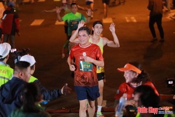 BƯỚC CHẠY CHÀO XUÂN THÀNH PHỐ QUẢNG NGÃI 2024 - Ảnh #1245453