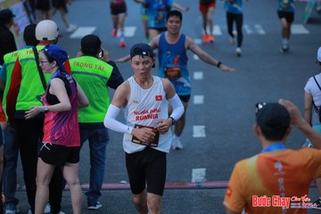BƯỚC CHẠY CHÀO XUÂN THÀNH PHỐ QUẢNG NGÃI 2024 - Ảnh #1251299