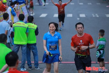 BƯỚC CHẠY CHÀO XUÂN THÀNH PHỐ QUẢNG NGÃI 2024 - Ảnh #1251849