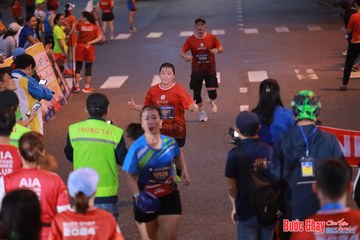 BƯỚC CHẠY CHÀO XUÂN THÀNH PHỐ QUẢNG NGÃI 2024 - Ảnh #1249880