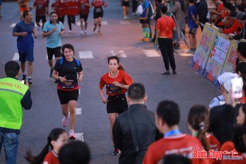 BƯỚC CHẠY CHÀO XUÂN THÀNH PHỐ QUẢNG NGÃI 2024 - Ảnh #1250322