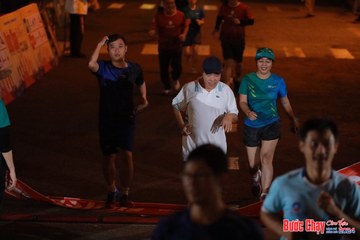 BƯỚC CHẠY CHÀO XUÂN THÀNH PHỐ QUẢNG NGÃI 2024 - Ảnh #1239363