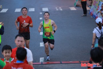 BƯỚC CHẠY CHÀO XUÂN THÀNH PHỐ QUẢNG NGÃI 2024 - Ảnh #1250892