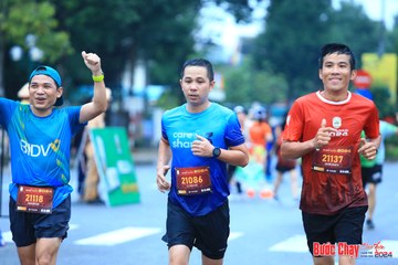 BƯỚC CHẠY CHÀO XUÂN THÀNH PHỐ QUẢNG NGÃI 2024 - Ảnh #1230026