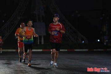 BƯỚC CHẠY CHÀO XUÂN THÀNH PHỐ QUẢNG NGÃI 2024 - Ảnh #1229910