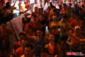 BƯỚC CHẠY CHÀO XUÂN THÀNH PHỐ QUẢNG NGÃI 2024 - Ảnh #1213022