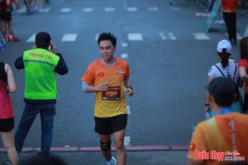 BƯỚC CHẠY CHÀO XUÂN THÀNH PHỐ QUẢNG NGÃI 2024 - Ảnh #1251288