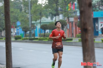 BƯỚC CHẠY CHÀO XUÂN THÀNH PHỐ QUẢNG NGÃI 2024 - Ảnh #1237281