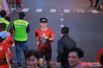 BƯỚC CHẠY CHÀO XUÂN THÀNH PHỐ QUẢNG NGÃI 2024 - Ảnh #1250391