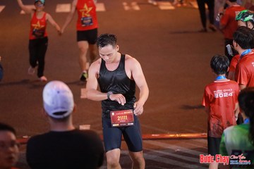 BƯỚC CHẠY CHÀO XUÂN THÀNH PHỐ QUẢNG NGÃI 2024 - Ảnh #1249411