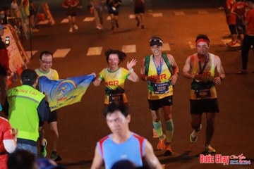 BƯỚC CHẠY CHÀO XUÂN THÀNH PHỐ QUẢNG NGÃI 2024 - Ảnh #1248935