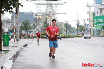BƯỚC CHẠY CHÀO XUÂN THÀNH PHỐ QUẢNG NGÃI 2024 - Ảnh #1231116