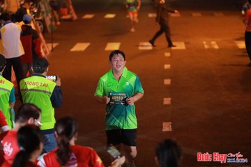 BƯỚC CHẠY CHÀO XUÂN THÀNH PHỐ QUẢNG NGÃI 2024 - Ảnh #1248708