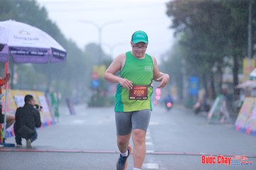 BƯỚC CHẠY CHÀO XUÂN THÀNH PHỐ QUẢNG NGÃI 2024 - Ảnh #1222353