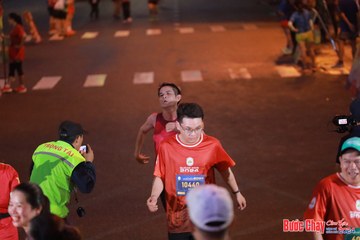 BƯỚC CHẠY CHÀO XUÂN THÀNH PHỐ QUẢNG NGÃI 2024 - Ảnh #1249408