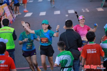 BƯỚC CHẠY CHÀO XUÂN THÀNH PHỐ QUẢNG NGÃI 2024 - Ảnh #1250685