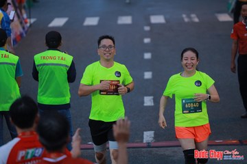 BƯỚC CHẠY CHÀO XUÂN THÀNH PHỐ QUẢNG NGÃI 2024 - Ảnh #1251006