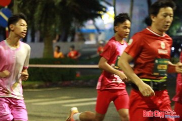 BƯỚC CHẠY CHÀO XUÂN THÀNH PHỐ QUẢNG NGÃI 2024 - Ảnh #1222961