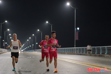 BƯỚC CHẠY CHÀO XUÂN THÀNH PHỐ QUẢNG NGÃI 2024 - Ảnh #1252635