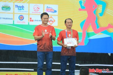 BƯỚC CHẠY CHÀO XUÂN THÀNH PHỐ QUẢNG NGÃI 2024 - Ảnh #1233494