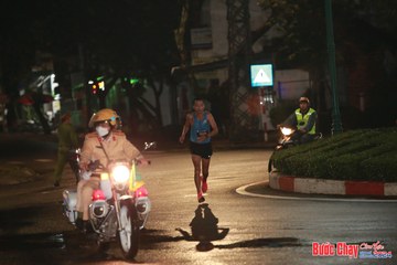 BƯỚC CHẠY CHÀO XUÂN THÀNH PHỐ QUẢNG NGÃI 2024 - Ảnh #1228914