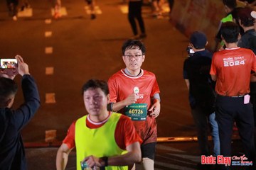 BƯỚC CHẠY CHÀO XUÂN THÀNH PHỐ QUẢNG NGÃI 2024 - Ảnh #1247282