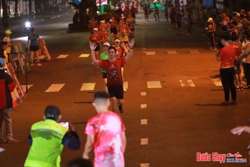 BƯỚC CHẠY CHÀO XUÂN THÀNH PHỐ QUẢNG NGÃI 2024 - Ảnh #1248779