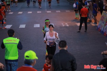 BƯỚC CHẠY CHÀO XUÂN THÀNH PHỐ QUẢNG NGÃI 2024 - Ảnh #1250282