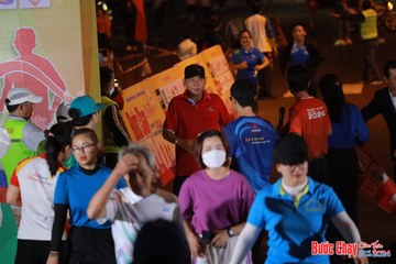BƯỚC CHẠY CHÀO XUÂN THÀNH PHỐ QUẢNG NGÃI 2024 - Ảnh #1240499