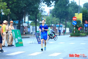 BƯỚC CHẠY CHÀO XUÂN THÀNH PHỐ QUẢNG NGÃI 2024 - Ảnh #1231582