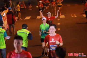 BƯỚC CHẠY CHÀO XUÂN THÀNH PHỐ QUẢNG NGÃI 2024 - Ảnh #1248785