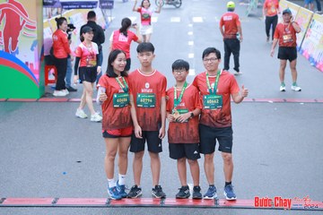 BƯỚC CHẠY CHÀO XUÂN THÀNH PHỐ QUẢNG NGÃI 2024 - Ảnh #1252337