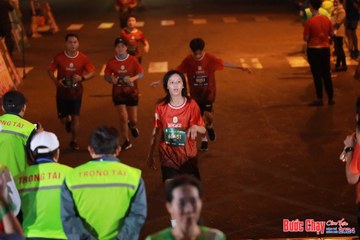 BƯỚC CHẠY CHÀO XUÂN THÀNH PHỐ QUẢNG NGÃI 2024 - Ảnh #1248659