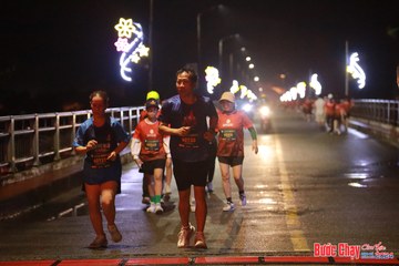BƯỚC CHẠY CHÀO XUÂN THÀNH PHỐ QUẢNG NGÃI 2024 - Ảnh #1236208