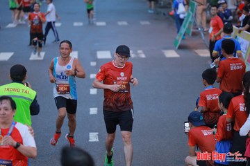 BƯỚC CHẠY CHÀO XUÂN THÀNH PHỐ QUẢNG NGÃI 2024 - Ảnh #1251058