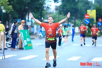 BƯỚC CHẠY CHÀO XUÂN THÀNH PHỐ QUẢNG NGÃI 2024 - Ảnh #1230672