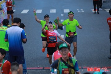 BƯỚC CHẠY CHÀO XUÂN THÀNH PHỐ QUẢNG NGÃI 2024 - Ảnh #1251598