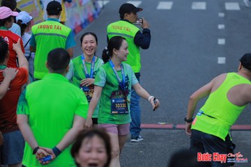 BƯỚC CHẠY CHÀO XUÂN THÀNH PHỐ QUẢNG NGÃI 2024 - Ảnh #1251808