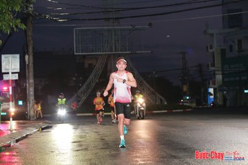 BƯỚC CHẠY CHÀO XUÂN THÀNH PHỐ QUẢNG NGÃI 2024 - Ảnh #1230016
