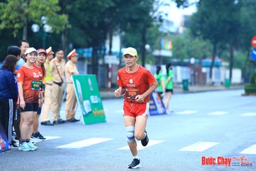 BƯỚC CHẠY CHÀO XUÂN THÀNH PHỐ QUẢNG NGÃI 2024 - Ảnh #1231776