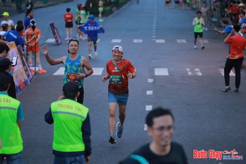 BƯỚC CHẠY CHÀO XUÂN THÀNH PHỐ QUẢNG NGÃI 2024 - Ảnh #1251104