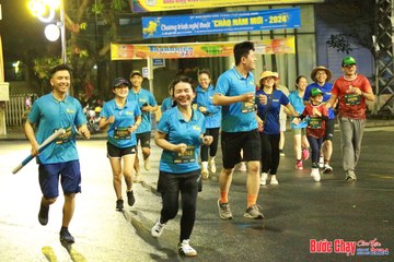 BƯỚC CHẠY CHÀO XUÂN THÀNH PHỐ QUẢNG NGÃI 2024 - Ảnh #1223305